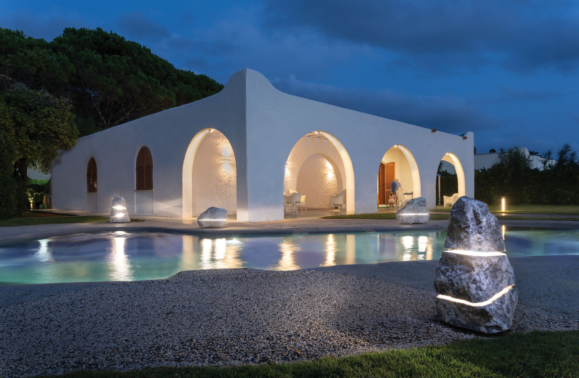 Nova Design & Build - Iluminat Cross - Essenze di Luce