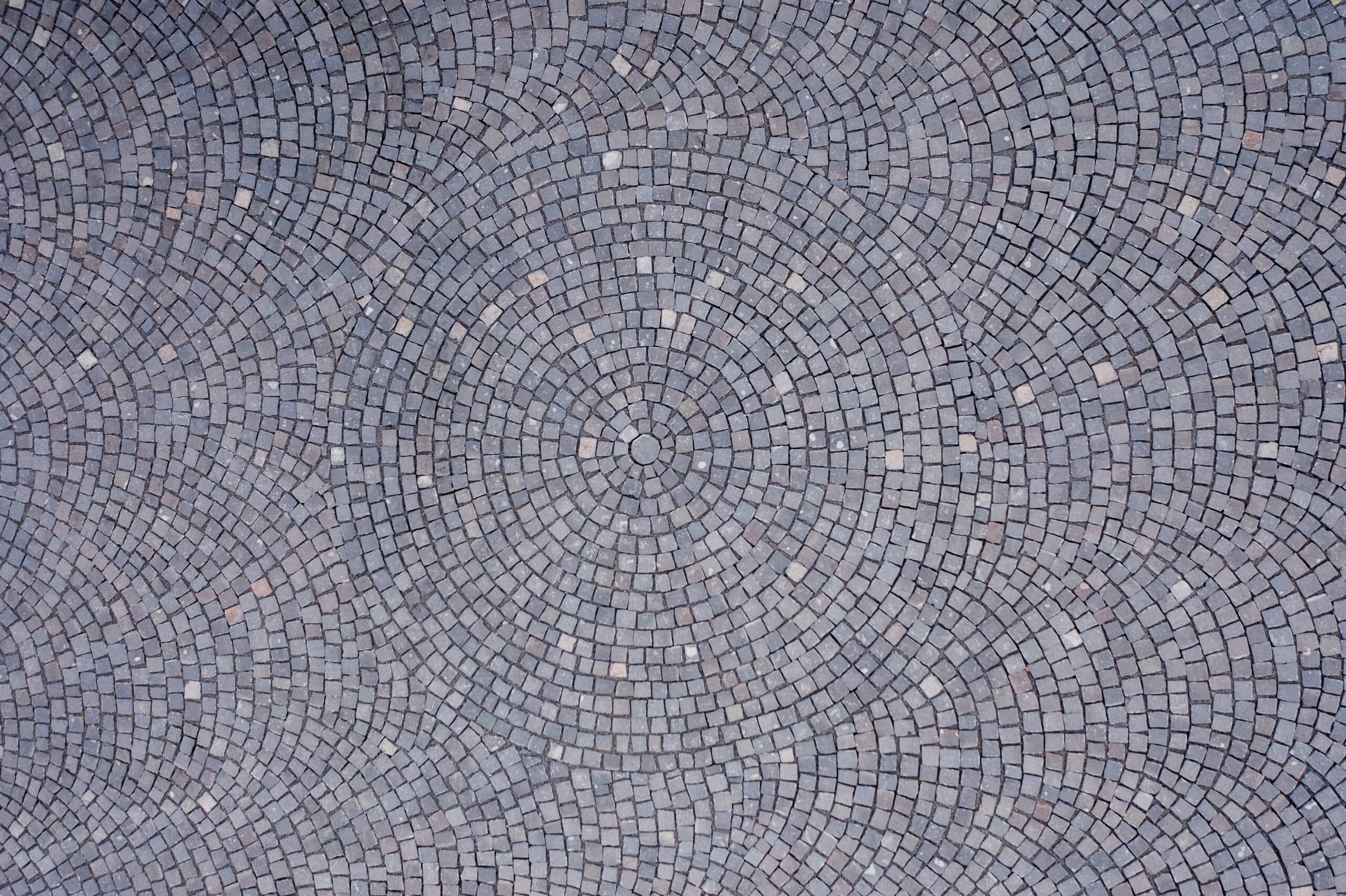 Nova Design & Build - Piatra Cubica - Andezit - Setting