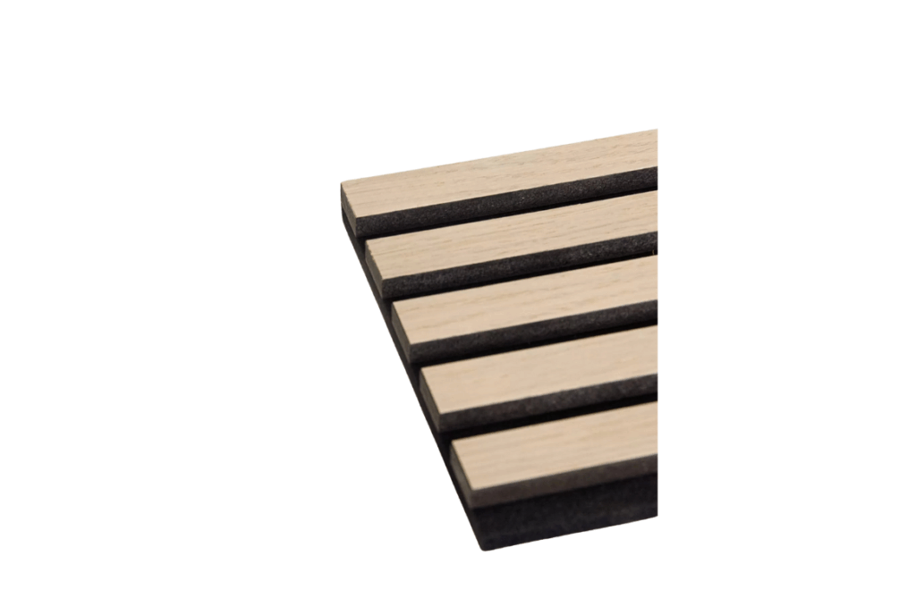 Nova Design & Build - Riflaj decorativ Spok - 600x2780 mm